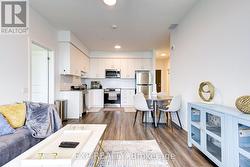 418 - 385 ARCTIC RED DRIVE N  Oshawa, ON L1L 0W9