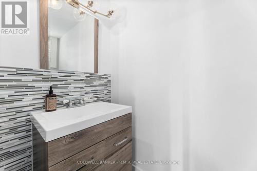 614 Rupert Avenue, Whitchurch-Stouffville, ON - Indoor