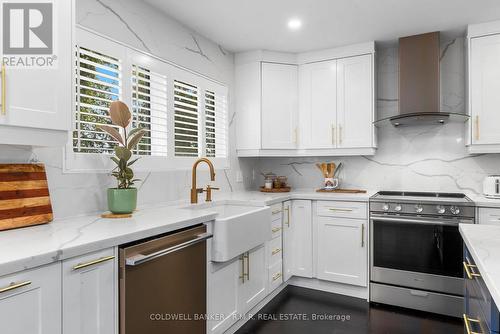 614 Rupert Avenue, Whitchurch-Stouffville, ON - Indoor Photo Showing Kitchen With Upgraded Kitchen