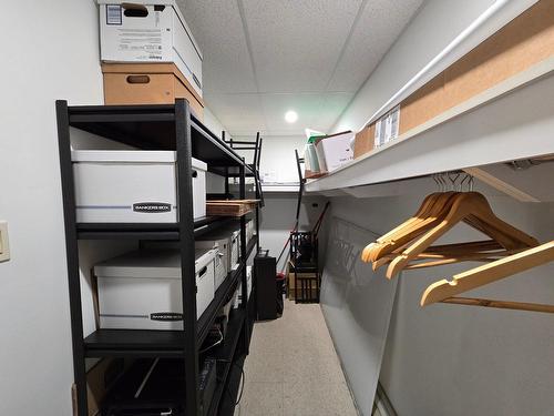 Rangement - 200-1405 Boul. Henri-Bourassa O., Montréal (Ahuntsic-Cartierville), QC - Indoor