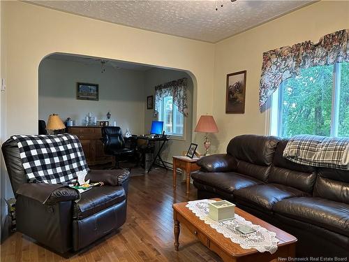 15 Cedar St, Mcadam, NB 