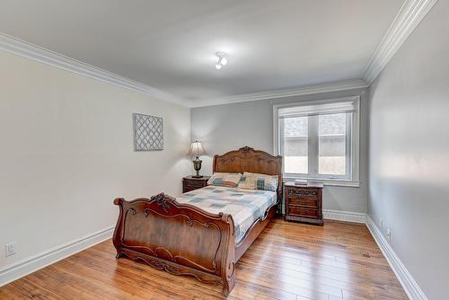 Chambre à coucher - 136 Rue Jean-De Ronceray, Carignan, QC - Indoor Photo Showing Bedroom