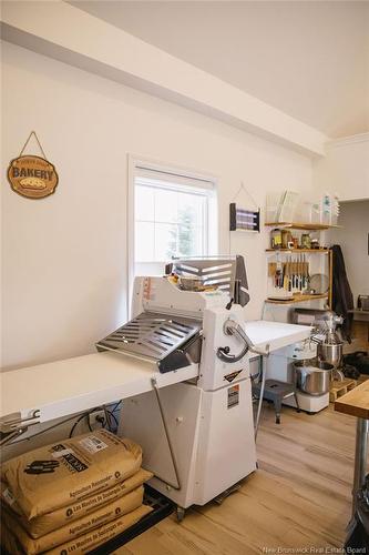 40 Douglas Ave, Bathurst, NB 