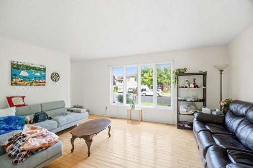 Salon - 64 Rue Jean-De La Fontaine, Gatineau (Aylmer), QC - Indoor Photo Showing Living Room
