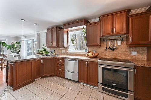 Cuisine - 52 Rue De Lourtel, Saint-Jean-Sur-Richelieu, QC - Indoor Photo Showing Kitchen