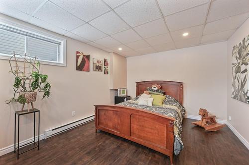 Chambre à coucher - 52 Rue De Lourtel, Saint-Jean-Sur-Richelieu, QC - Indoor Photo Showing Bedroom