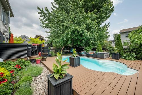 Piscine - 52 Rue De Lourtel, Saint-Jean-Sur-Richelieu, QC - Outdoor