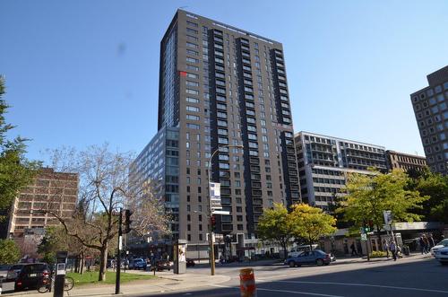 407-350 Boul. De Maisonneuve O.  Montréal (Ville-Marie), QC H3A 0B4