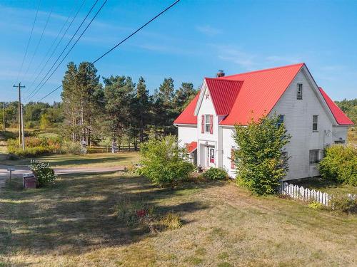 187 Highway 302, Southampton, NS 