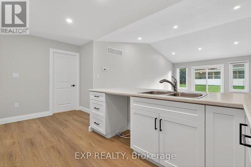 166 Webb Street, Minto, ON - Indoor Photo Showing Other Room