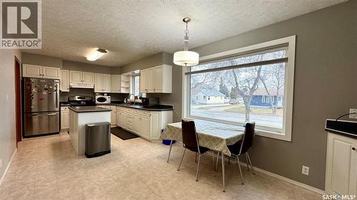 433 Garfield Street, Davidson, SK - Indoor