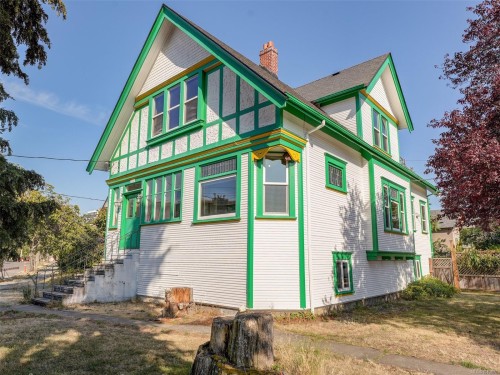 1250 Fairfield Rd, Victoria, BC 