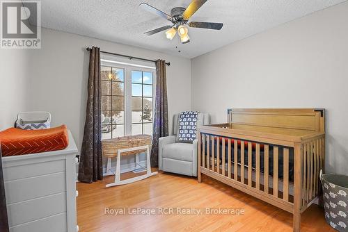 282848 Normanby-Bentinck Townline, West Grey, ON - Indoor Photo Showing Bedroom