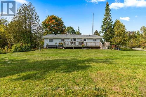 282848 Normanby-Bentinck Townline, West Grey, ON - Outdoor With Deck Patio Veranda