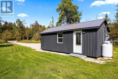 282848 Normanby-Bentinck Townline, West Grey, ON - Outdoor