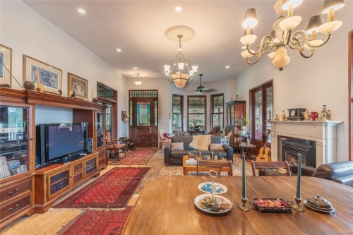 2300 East Wellington Rd, Nanaimo, BC 