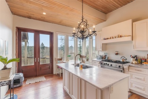 2300 East Wellington Rd, Nanaimo, BC 