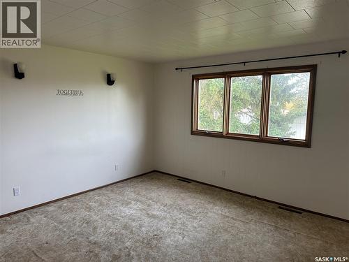 112 5Th Avenue N, Big River, SK - Indoor Photo Showing Other Room
