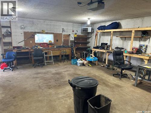 112 5Th Avenue N, Big River, SK - Indoor