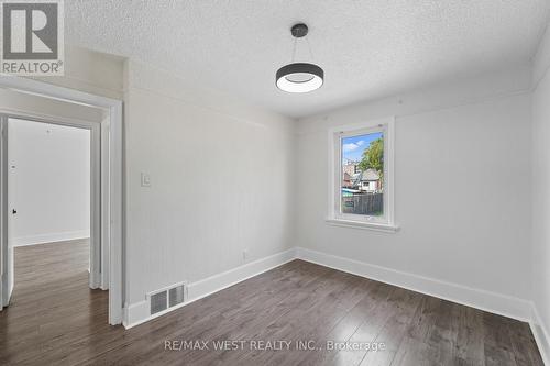 38 Feltham Avenue, Toronto, ON - Indoor Photo Showing Other Room