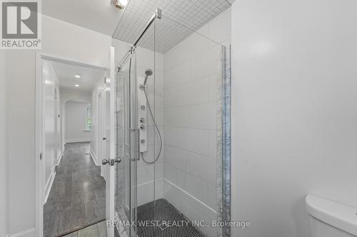 38 Feltham Avenue, Toronto, ON - Indoor Photo Showing Bathroom