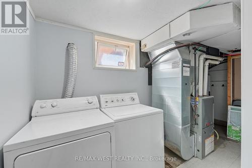 38 Feltham Avenue, Toronto, ON - Indoor Photo Showing Laundry Room