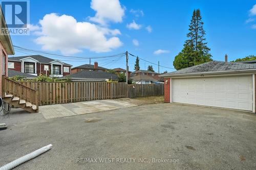 38 Feltham Avenue, Toronto, ON - Outdoor