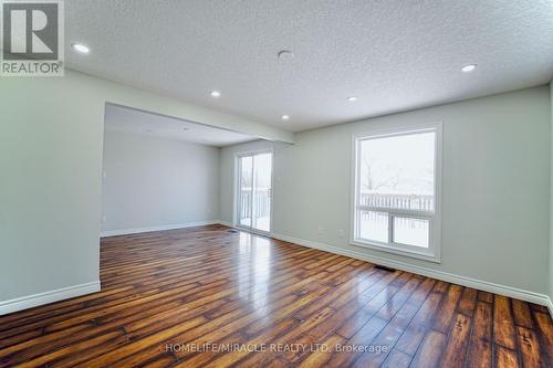 128 Stonyburn Crescent, Cambridge, ON - Indoor Photo Showing Other Room