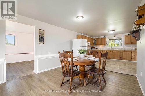 3678 Highway 43 W Road, Smiths Falls, ON - Indoor Photo Showing Dining Room