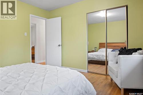 94 Dunning Crescent, Regina, SK - Indoor Photo Showing Bedroom