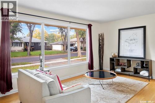 94 Dunning Crescent, Regina, SK - Indoor