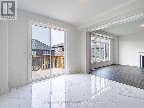 26 Hearn Street, Bradford West Gwillimbury, ON - Indoor