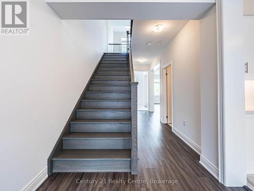 26 Hearn Street, Bradford West Gwillimbury, ON - Indoor Photo Showing Other Room