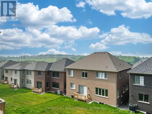 26 Hearn Street, Bradford West Gwillimbury, ON - Outdoor