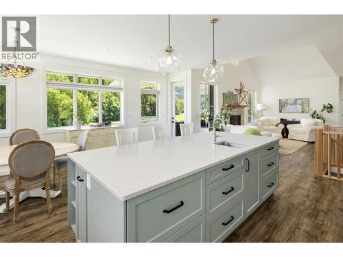 Kitchen - 6984 Highway 6, Coldstream, BC - Indoor