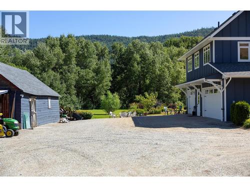 6984 Highway 6, Coldstream, BC - Outdoor