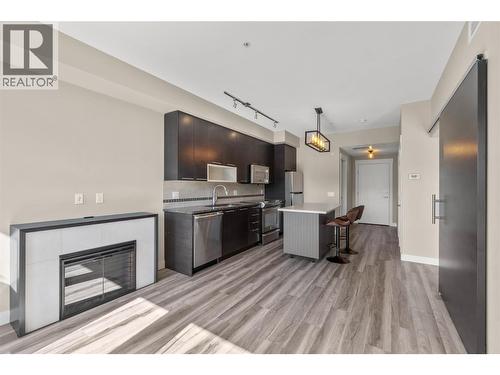 1040 Talasa Court Unit# 3315, Kamloops, BC - Indoor With Fireplace