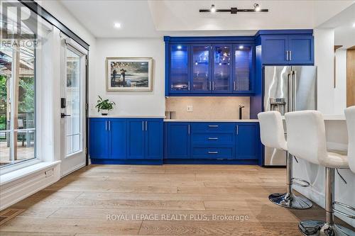 409 River Side Drive, Oakville, ON - Indoor