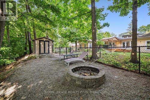 409 River Side Drive, Oakville, ON - Outdoor