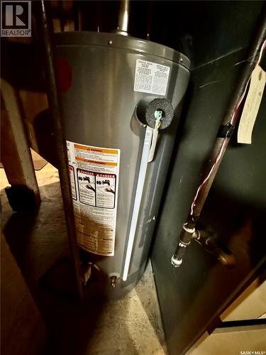 529 Albert Street, Hudson Bay, SK - Indoor Photo Showing Basement