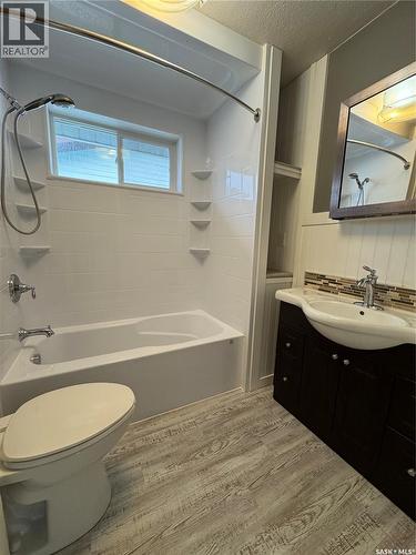 529 Albert Street, Hudson Bay, SK - Indoor Photo Showing Bathroom