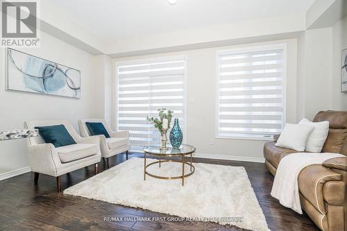 11 Graywardine Lane, Ajax, ON - Indoor Photo Showing Living Room