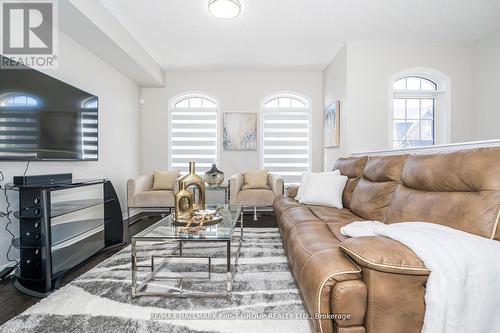 11 Graywardine Lane, Ajax, ON - Indoor Photo Showing Living Room