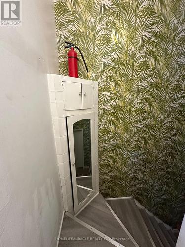 140 Porchester Drive, Toronto, ON - 