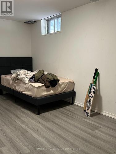 140 Porchester Drive, Toronto, ON - Indoor Photo Showing Bedroom