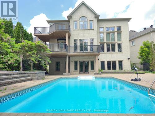 383 Paradelle Drive, Richmond Hill, ON - Outdoor With In Ground Pool