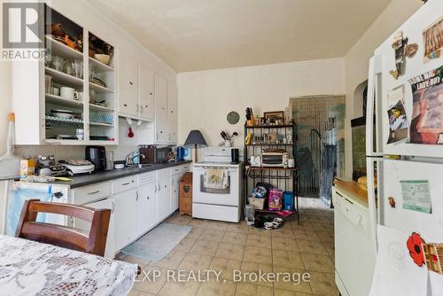 17 Spring Street, Quinte West (Trenton Ward), ON - Indoor