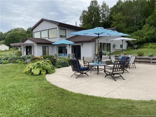 1124 Route 105, Douglas, NB 