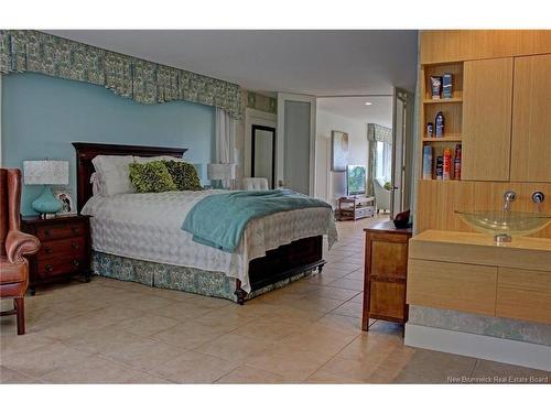 1124 Route 105, Douglas, NB 