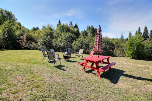 Cour - 104 Ch. De L'Étang, Petit-Saguenay, QC - Outdoor